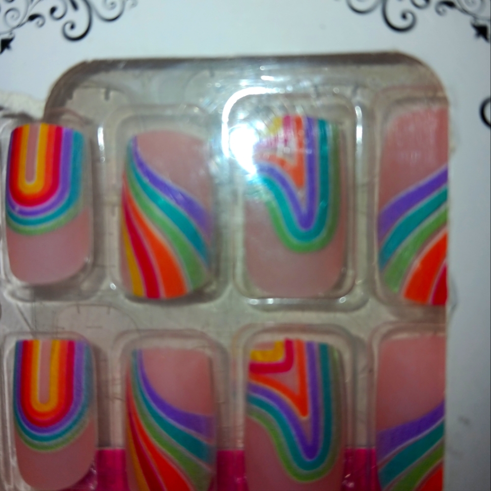 Press On Nails Set of 24 Rainbow Swirls Punk 90's NWT